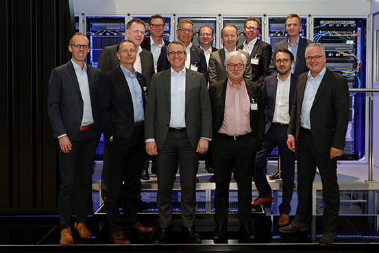 Rittal, Siemens und Atos entwickeln Intelligent Edge Data Center 9 Rittal, Siemens und Atos entwickeln Intelligent Edge Data Center