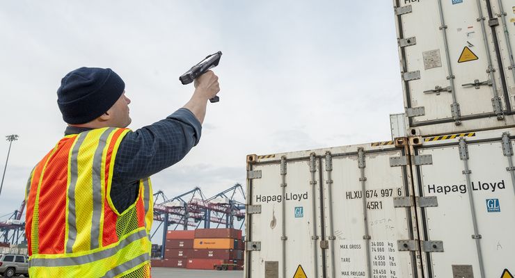 MHP Solutions erwirbt Transdata, Panda Products und AZ