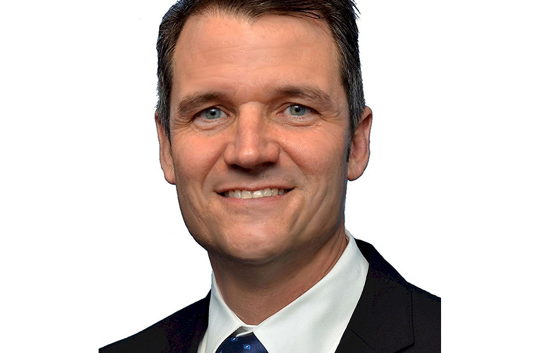 IFR: Neuer Präsident und Vizepräsident 9 IFR: Neuer Präsident und Vizepräsident