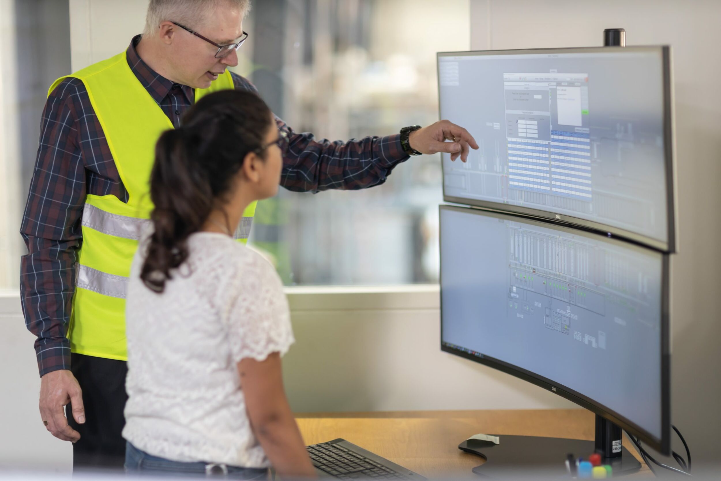 Erfolgreicher Brückenschlag zwischen IT und OT 7 Erfolgreicher Brückenschlag zwischen IT und OT