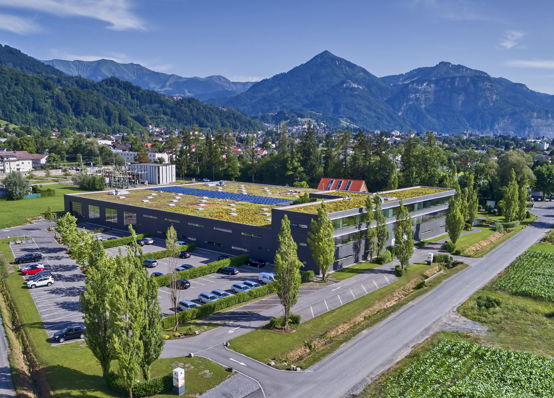 Konfigurieren und visualisieren für Jedermann 11 Konfigurieren und visualisieren für Jedermann