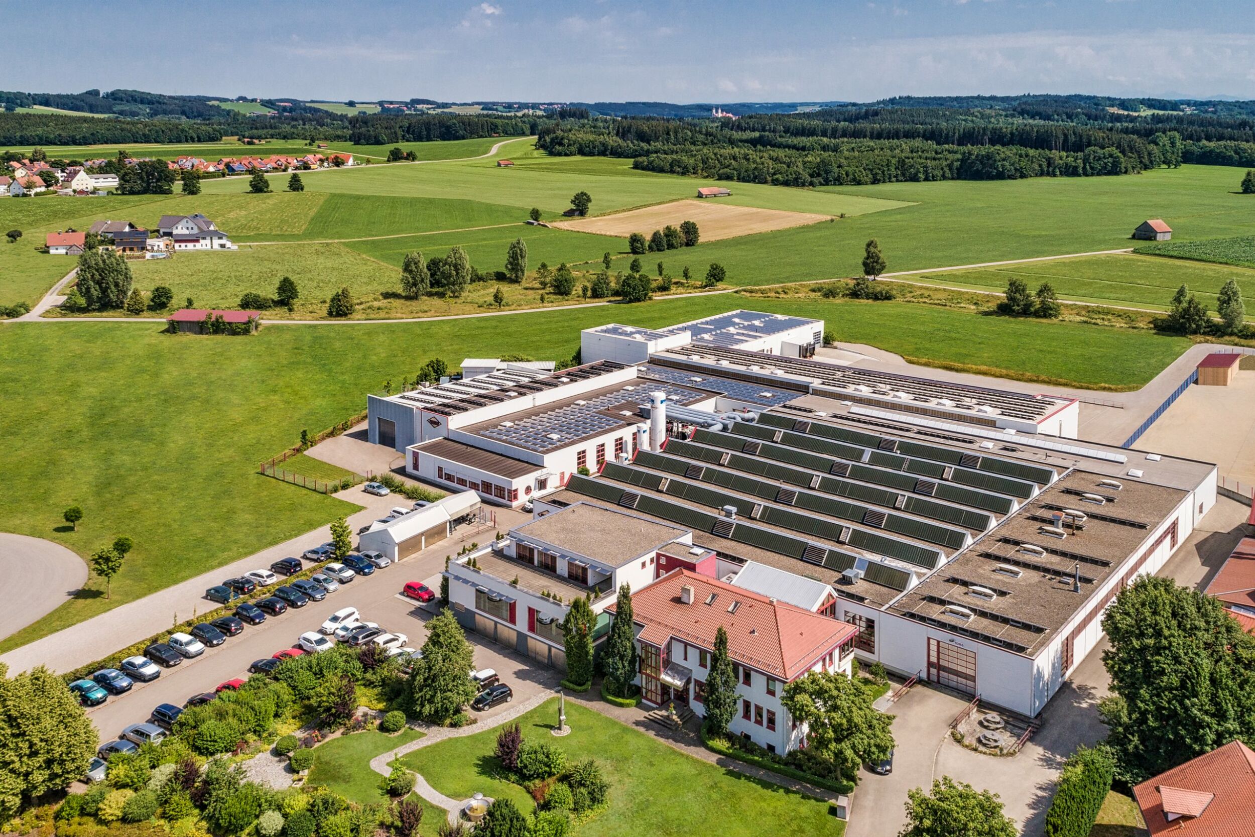 Informationszentrale für die Fertigung 8 Informationszentrale für die Fertigung