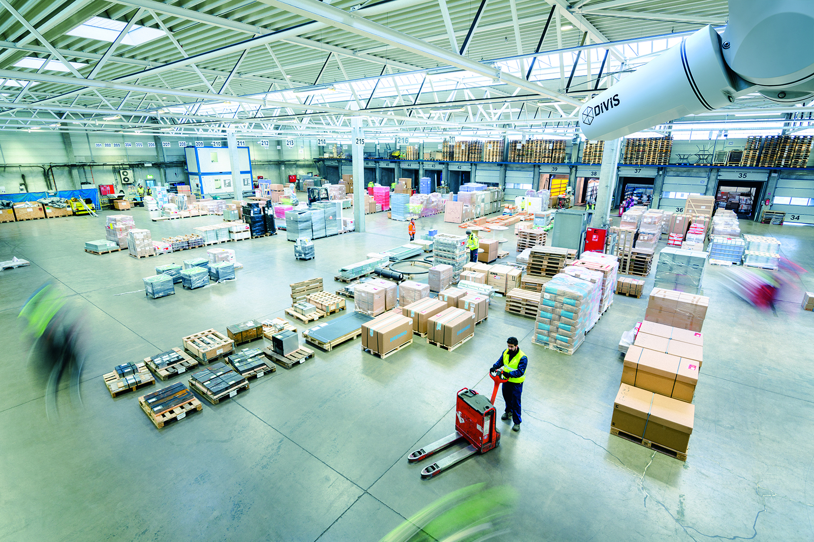 Warentracking in der Logistikhalle