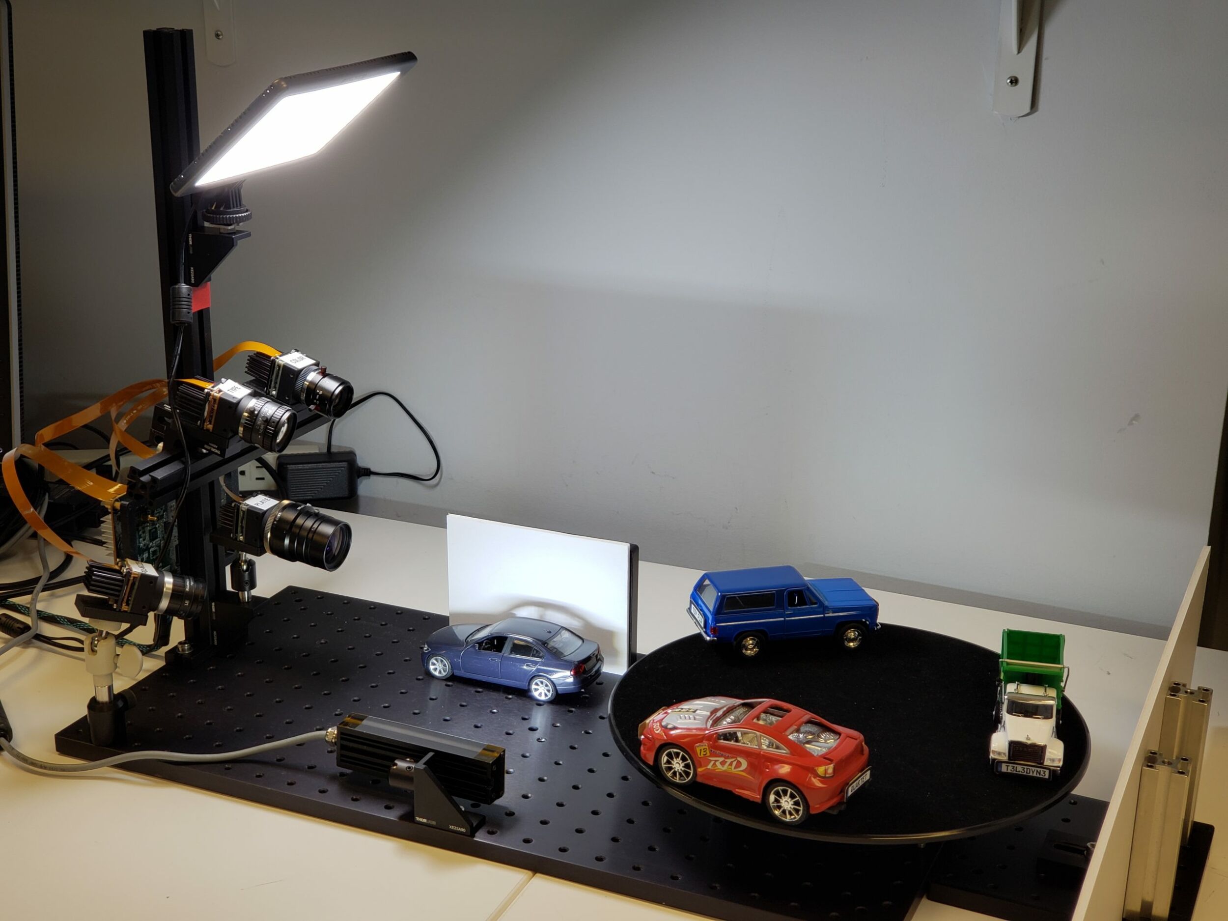 Vier Anwendungen für eine Trägerplatine