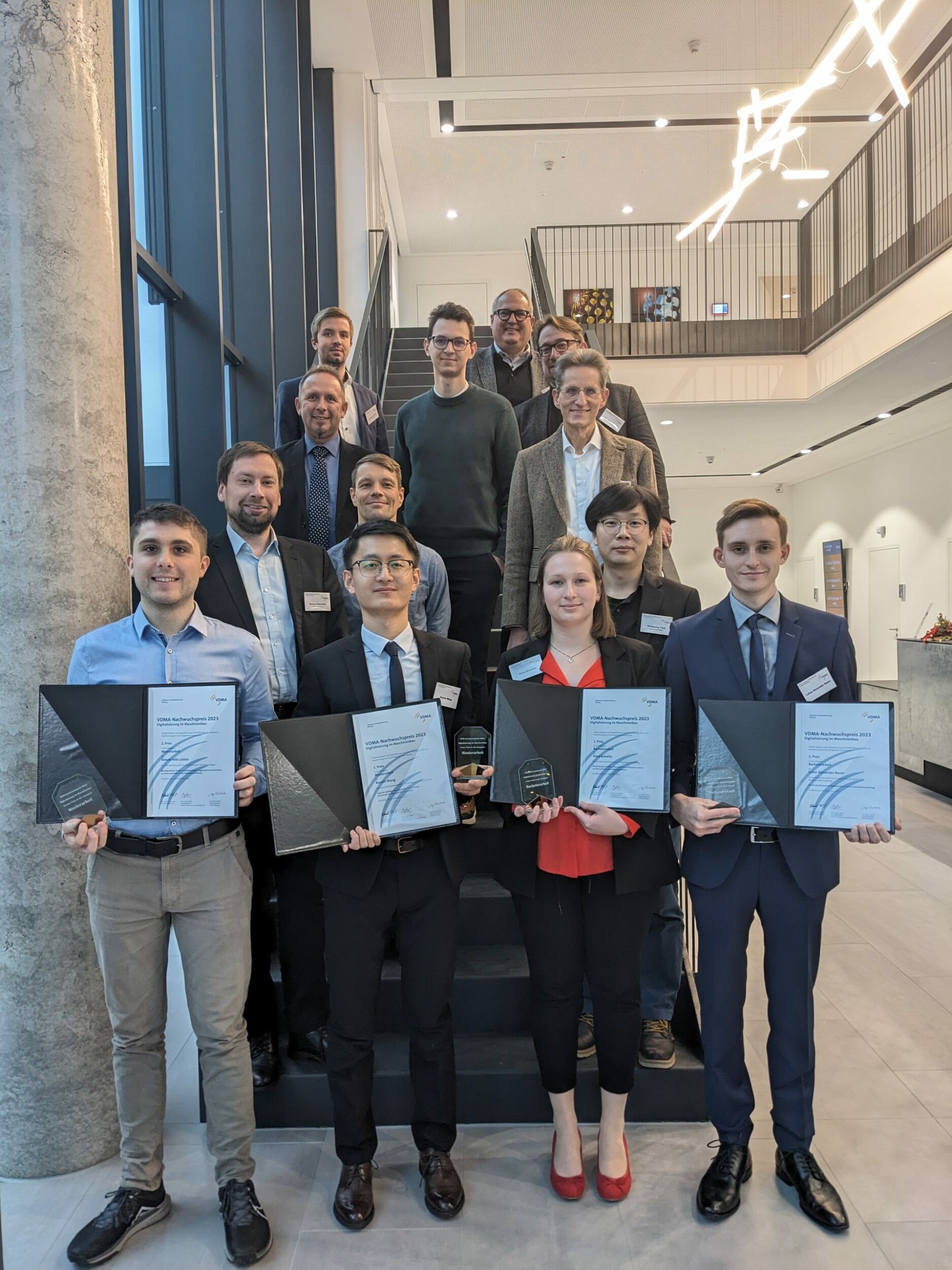 VDMA zeichnet Nachwuchstalente aus 10 VDMA zeichnet Nachwuchstalente aus