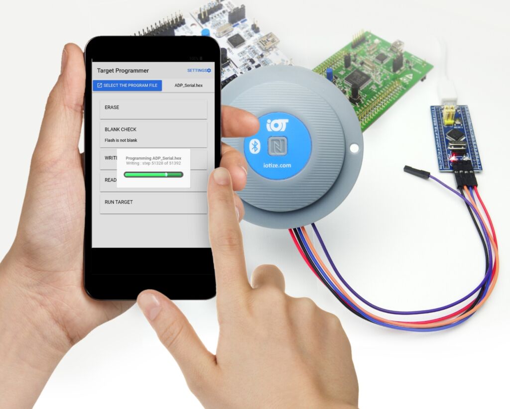 Mobile HMIs per Drag & Drop auf Smartphones erstellen 1 Per HMI Maschinen überwachen