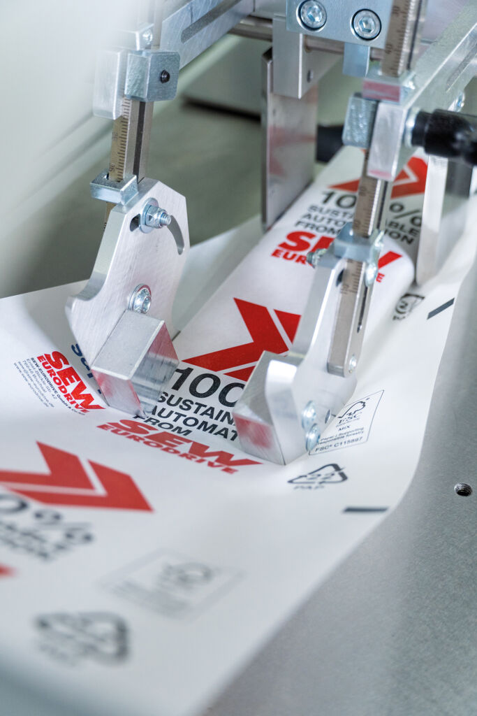 Energieoptimierte Verpackungsmaschine 5 Neben Verpackungen aus Folie legt Hugo Beck besonderen Wert auf Alternativen aus Papier.