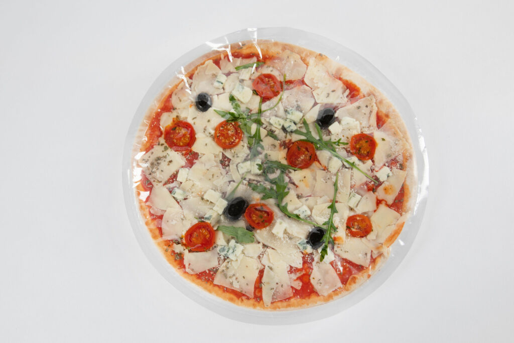 Eine der größten Aufdach-Solaranlagen Bayerns 2 Lebensmittel in der zu 100 Prozent recyclingfähigen Folie Allflex SR verpackt.