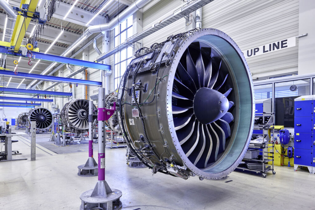 Was steckt drin in SAP Digital Manufacturing? 3 Dynamisch, flexibel und effizient - Produktionsprozesse neu gedacht.