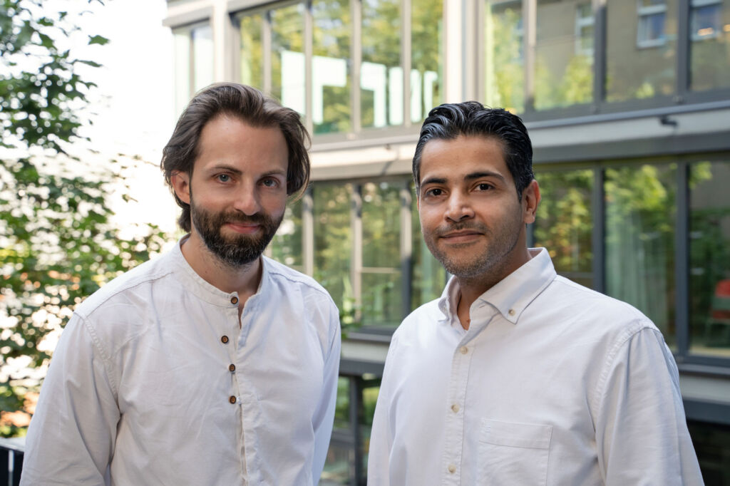 Open Source-Software sichert
europäische Compliance ab 1 Peyman Khodabakhsh plus Leif Nissen Lundbaek