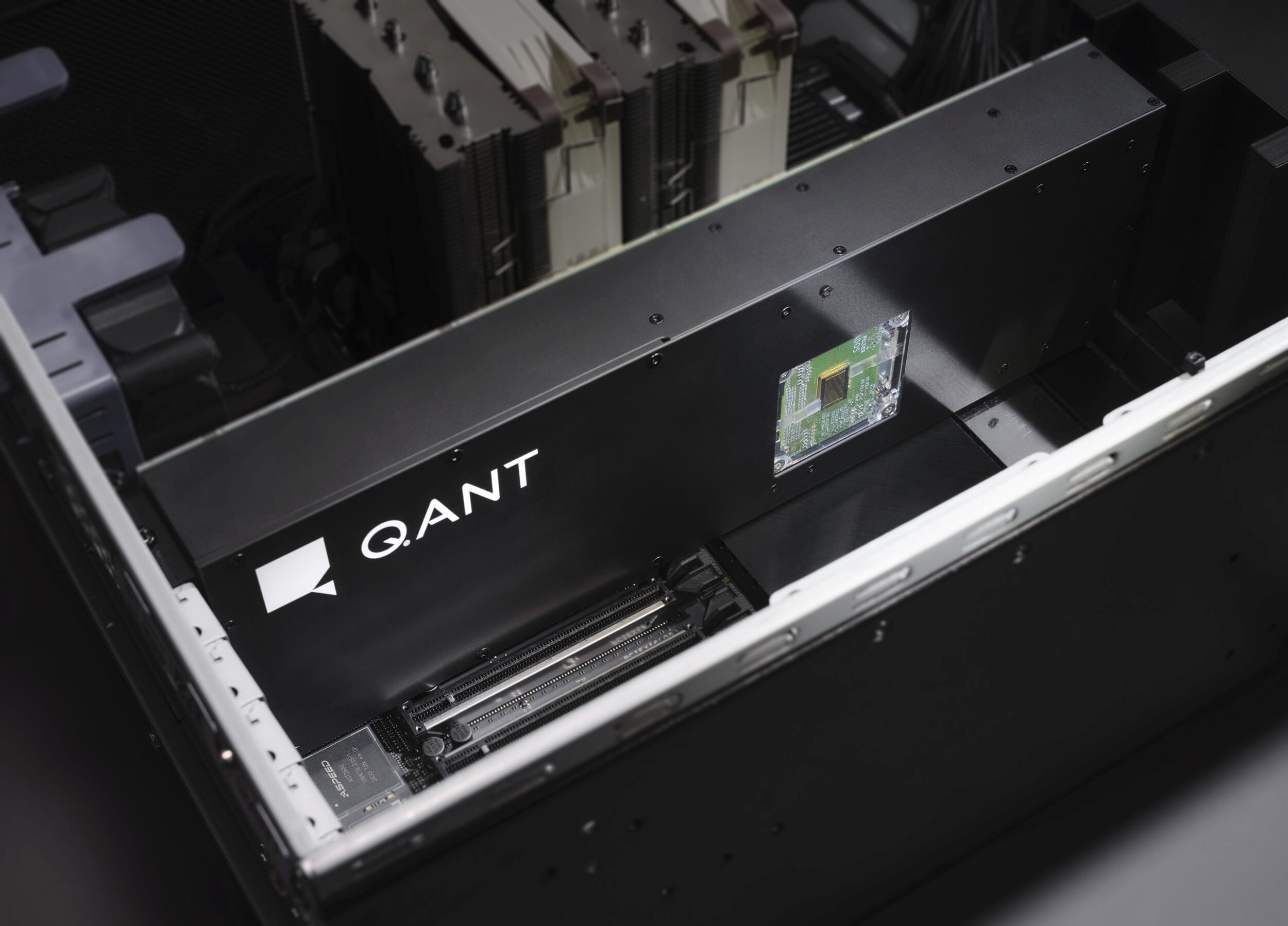 Photonischer Prozessor von Q.Ant beschleunigt KI und Hochleistungsrechnen
