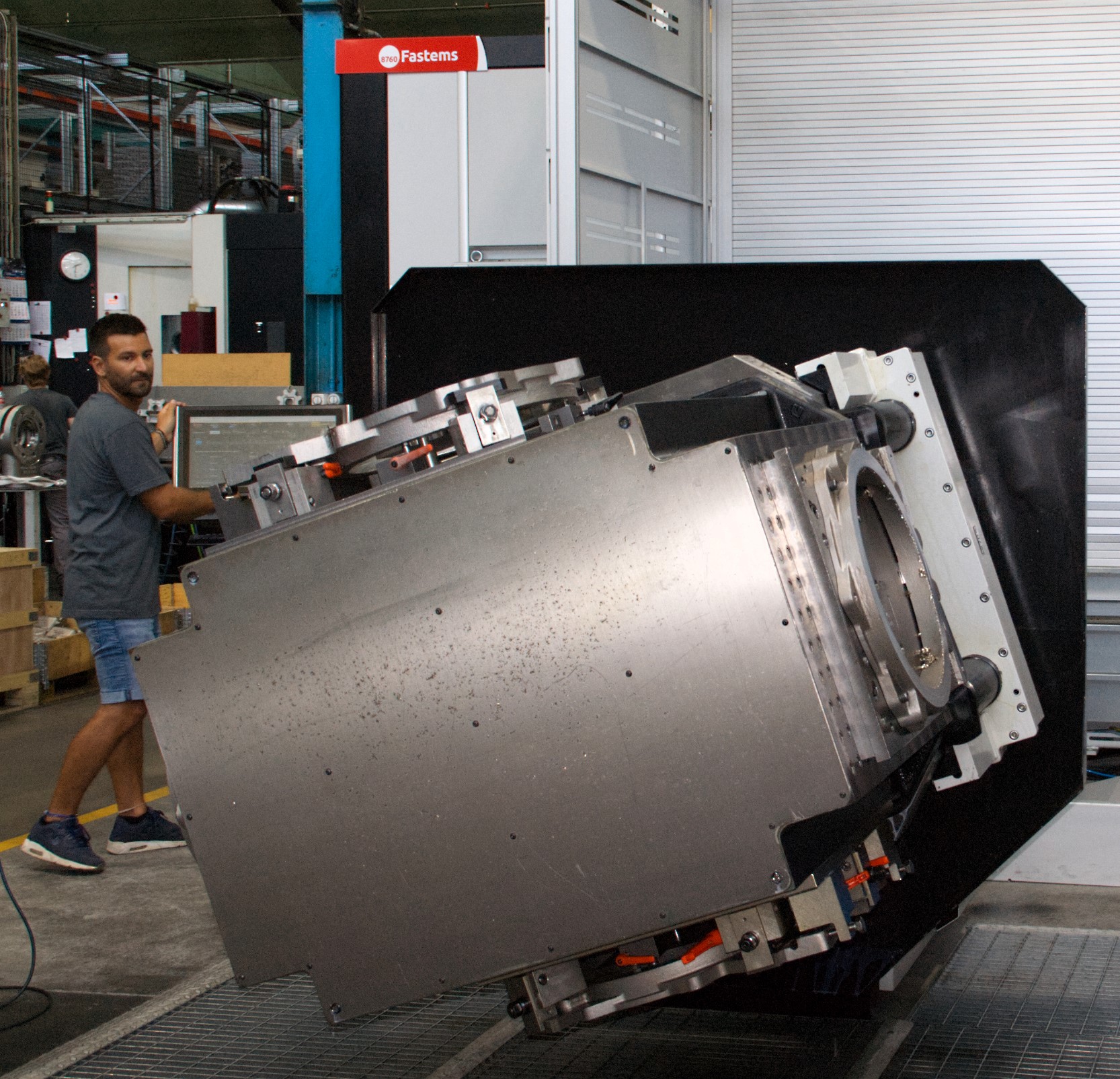 Digitalisierte Fertigung bei Sistag: Maschinen und Menschen vernetzt