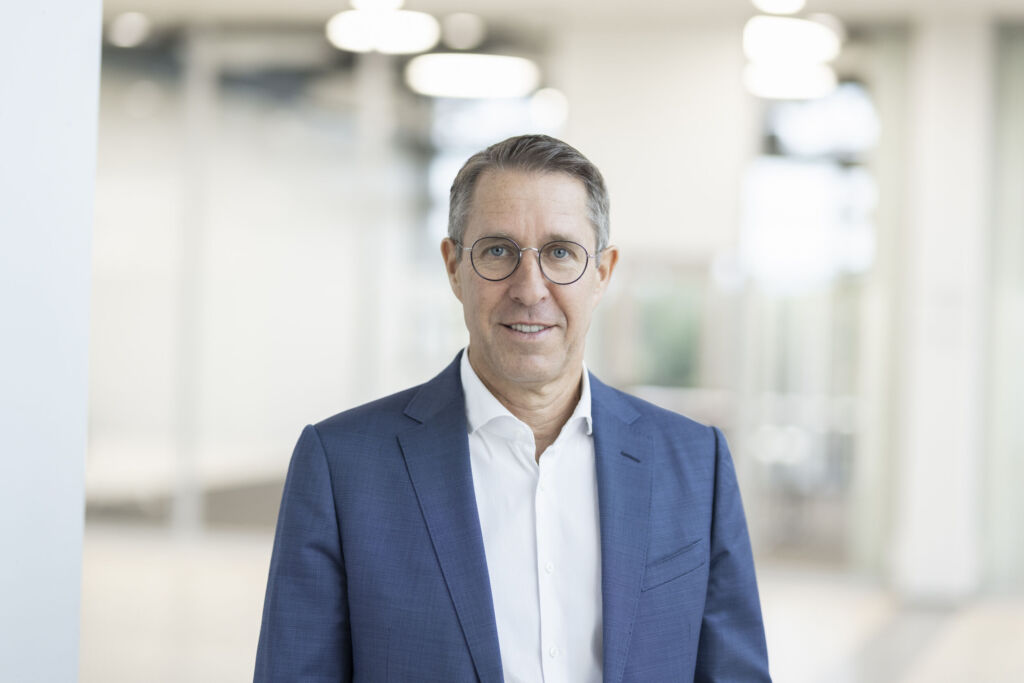 Bechtle richtet internationales Geschäft neu aus 1 bechtle vorstand konstantin ebert