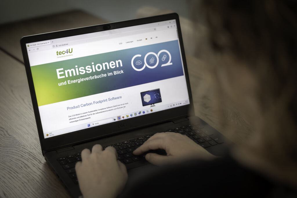 CO2-Fußabdruck mit belastbaren Daten 1 CO2 Bilanzierung DataCross Daniel Spohn