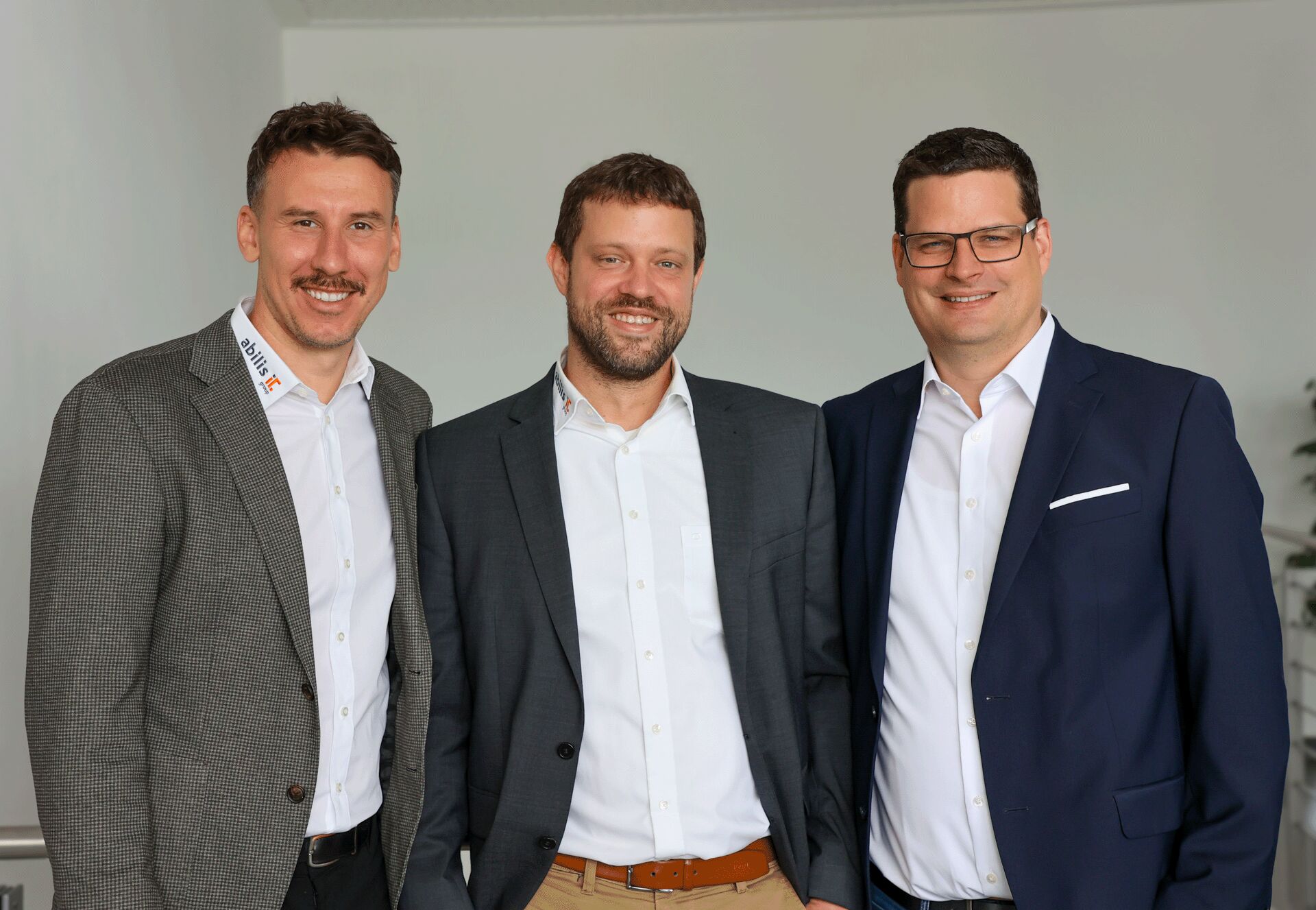 Die geschäftsführenden Gesellschafter der Abilis Gruppe: Thomas Kamuf, Benjamin Karolus und Tobias Breitling (v.l.n.r.)