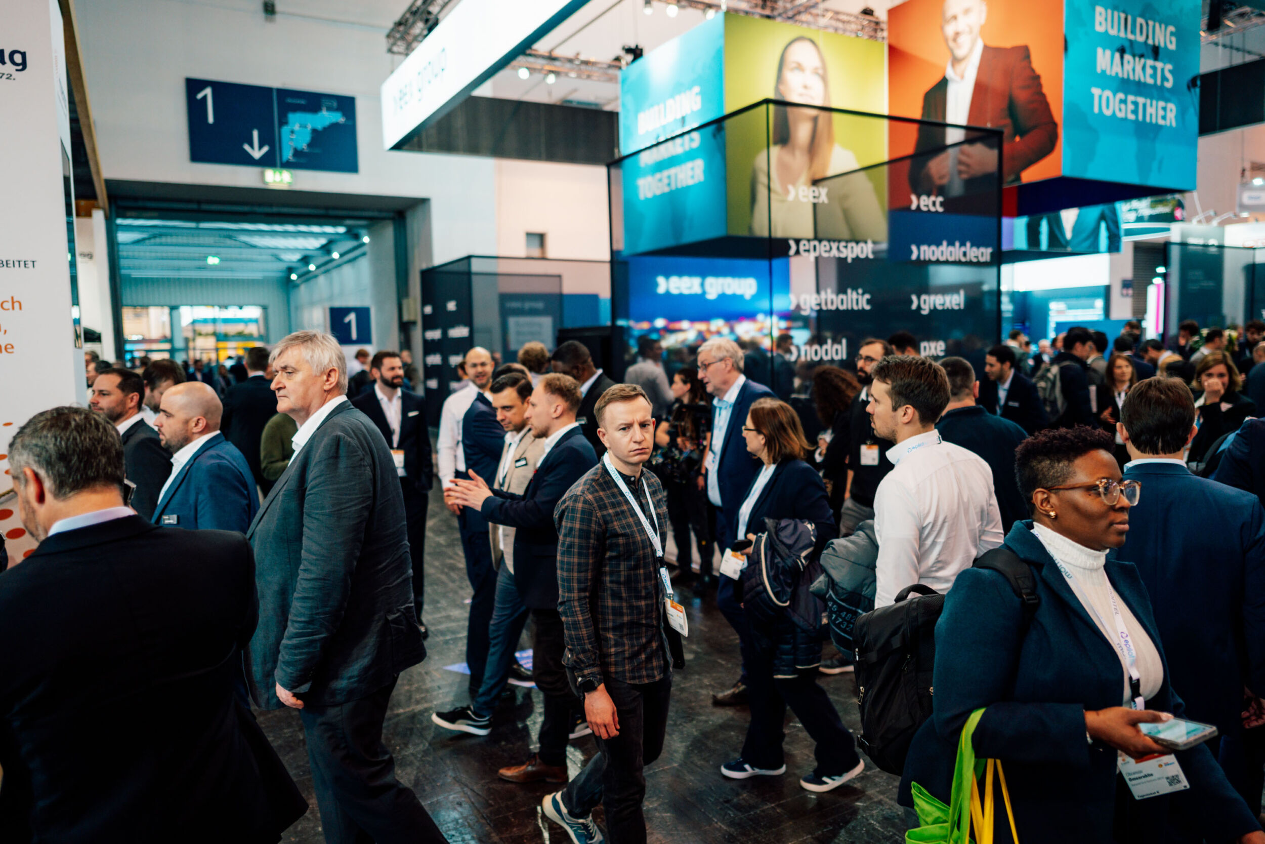 374591 20250211 eworld2025 69 von 77