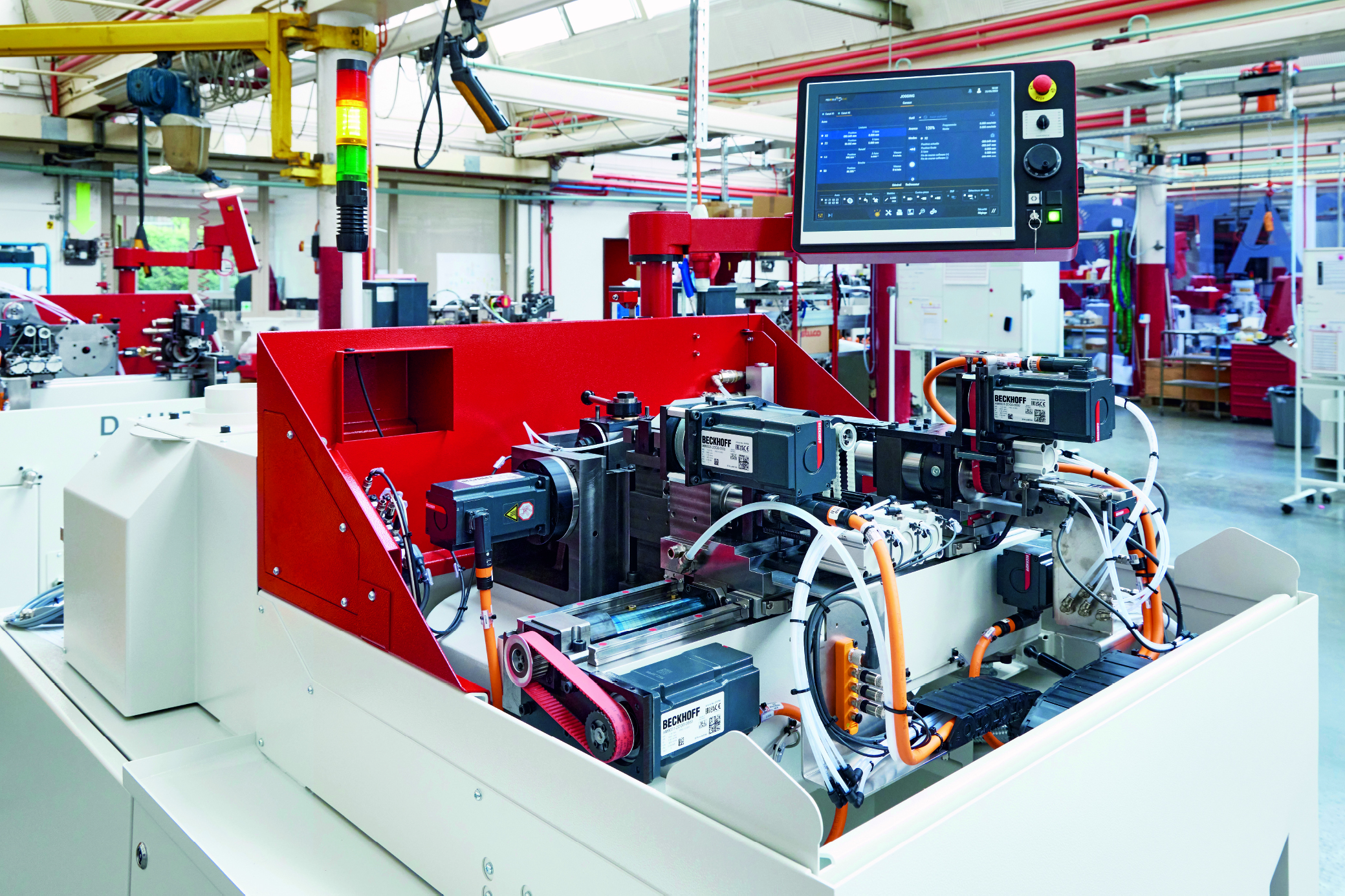 Präzise Bearbeitung von Kleinteilen mit Twincat CNC von Beckhoff