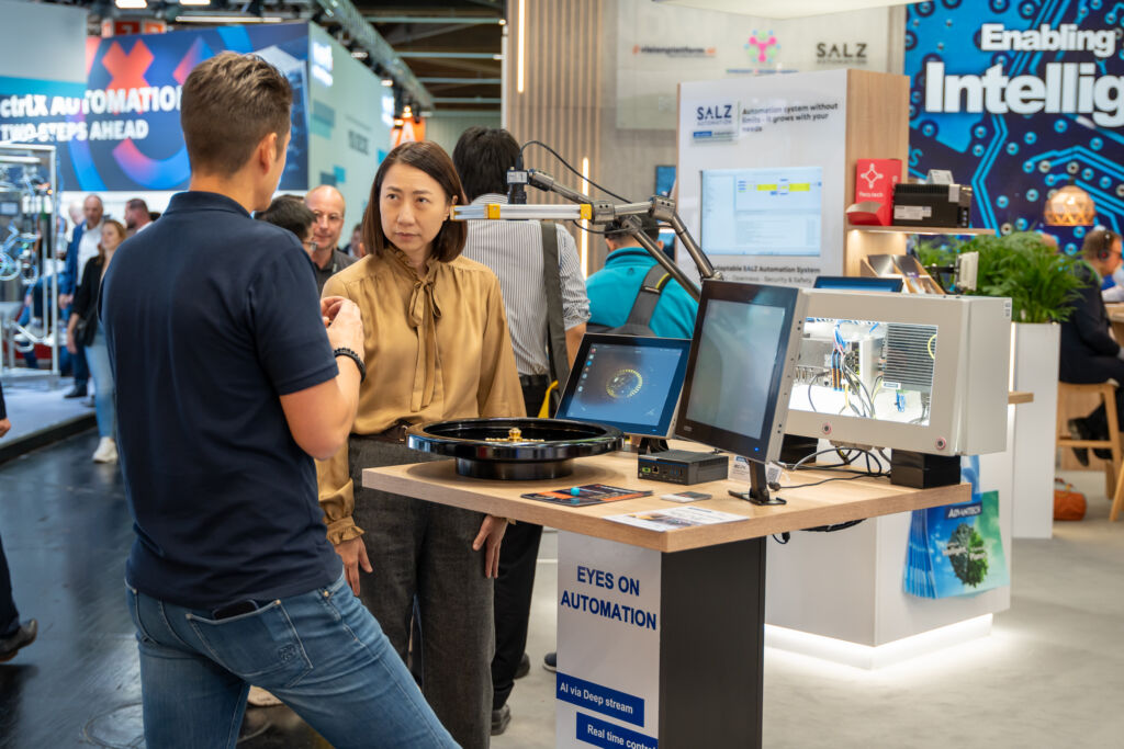Erfolgreich am Rad gedreht 2 2023 Advantech SPS 91