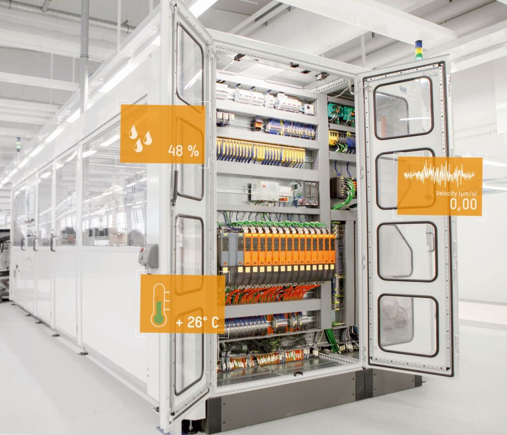 I/O-Modul hat das Klima stets im Blick 2 Ein überwachter
Schaltschrank hilft dabei,
Fehlfunktionen zu vermeiden.