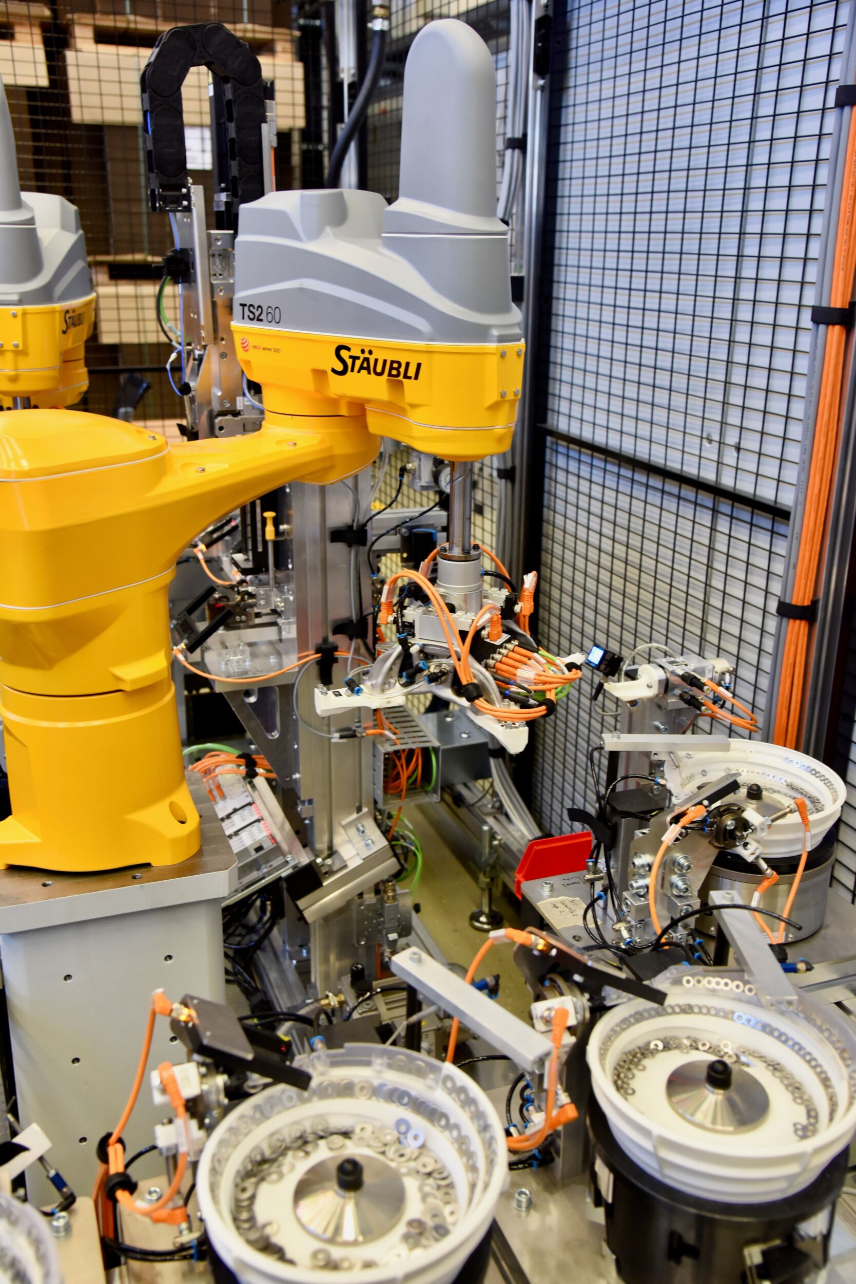 Roboter als Transportsystem 6 Roboter als Transportsystem