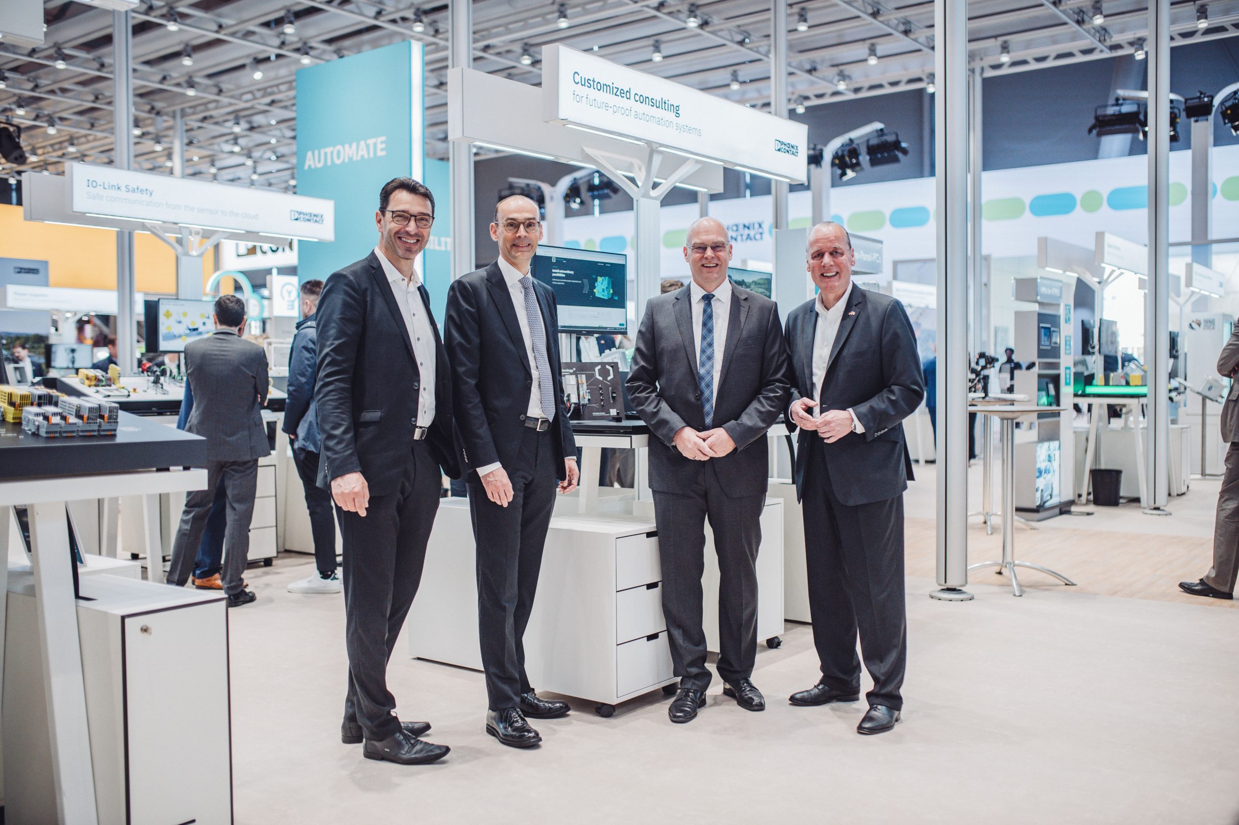 Festo kooperiert mit Phoenix Contact