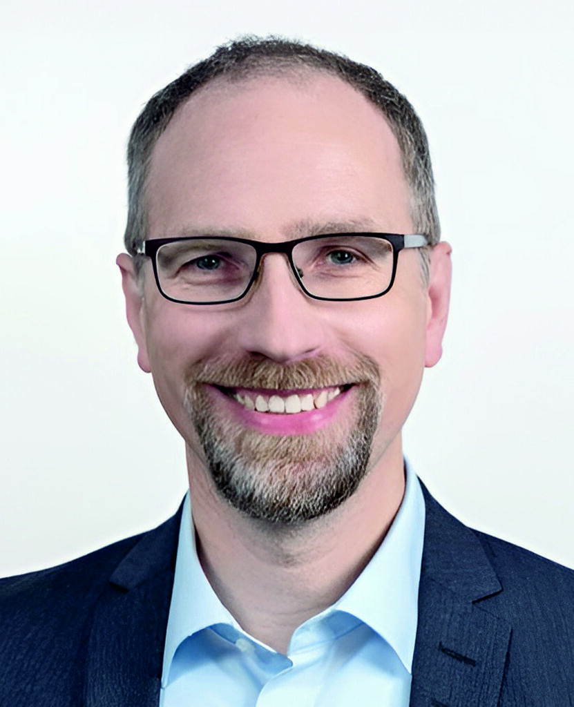 Mit Beckhoff-IPC und integrierter Messtechnik zur individuellen Zustandsüberwachung 1 PC-based Control
von Beckhoff
vereinfacht durch die
Integration von Maschinensteuerung und Messtechnik
deutlich die produktbezogene Festlegung
von Grenzwerten im CMS.Dr. Marcus Ries,
Wölfel Engineering Dr. Marcus Ries, Wölfel Engineering: "PC-based