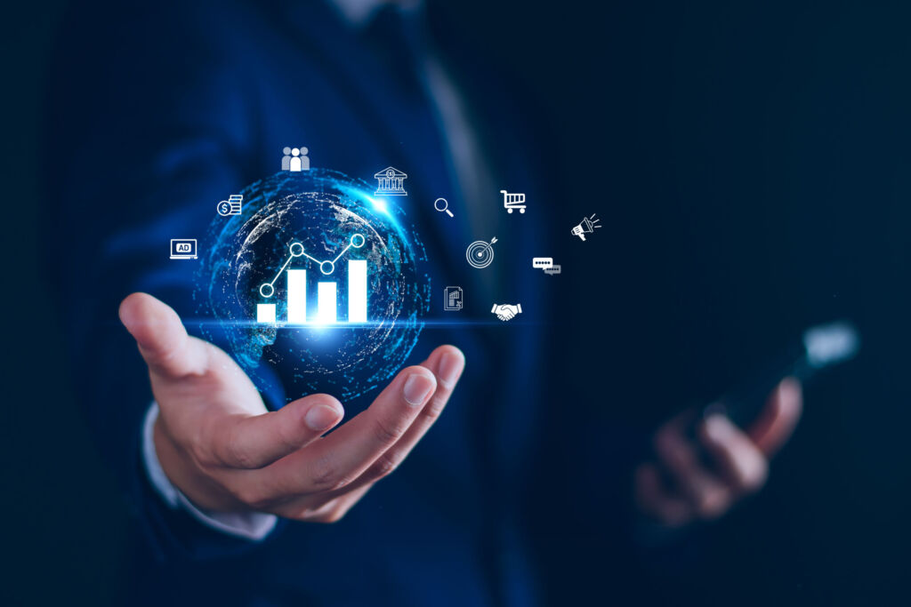 Digitale Transformation für bessere Qualität 1 Digital online marketing commerce sale concept. website advertis 2