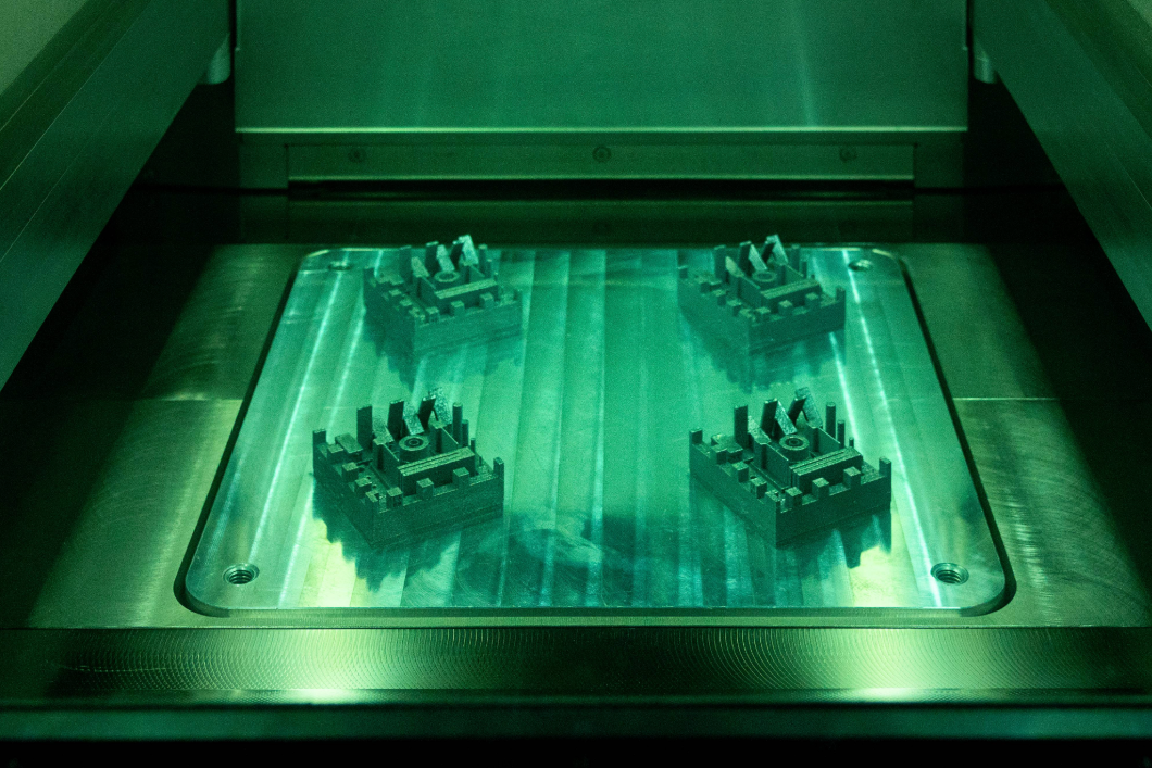 Effizientere Qualitätssicherung für 3D-gedruckte Bauteile in der Luftfahrt 8 Additive Fertigung filigraner Bauteile.