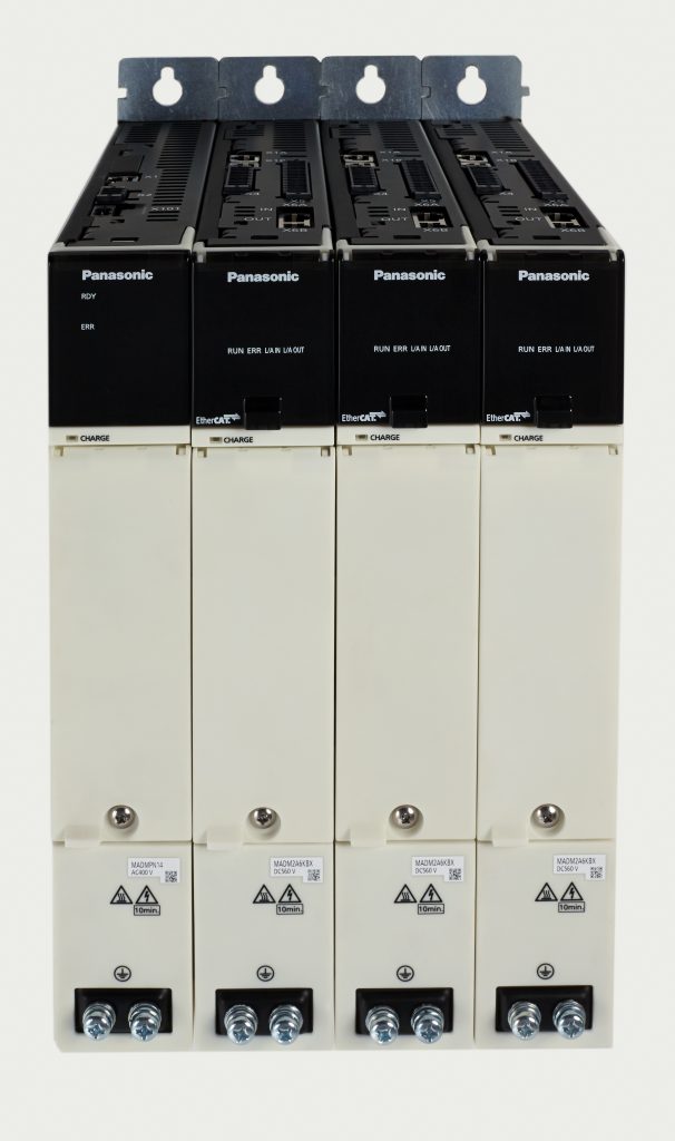 Antrieb im Booksize-Format 1 Das System lässt sich aufgrund seiner Busanschlüssse einfach durch zusätzliche Module erweitern.