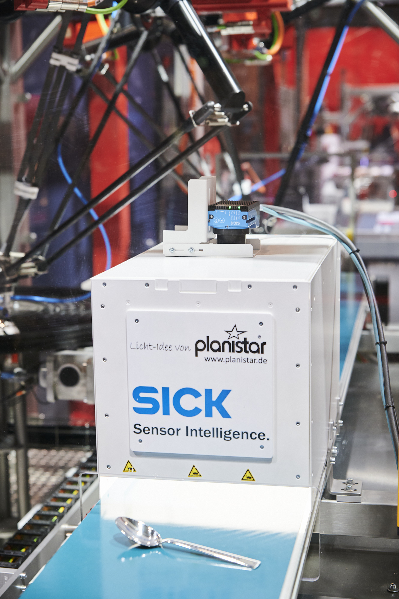 Kamera für Roboterlösung von SEW-Eurodrive 6 Kamera für Roboterlösung von SEW-Eurodrive