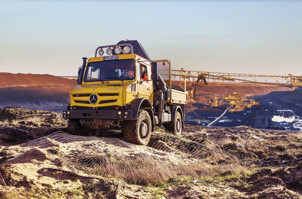 Berücksichtigung der Kundenwünsche als Fokus der Messe 1 Ein Highlight der 3. Fachkonferenz Losgröße 1 und Mass Customization ist der Besuch der Unimog-Fertigung von Daimler.
