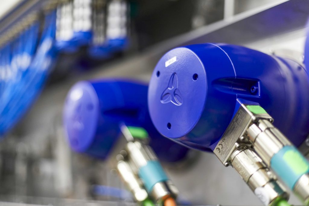 Leistungsfähiges Antriebskonzept 5 Die TPM+ sind mit einem Edelstahlabtrieb ausgerüstet und mit einer speziellen Drei-Komponenten-Lackierung gegen Korrosionsbildung durch Feuchtigkeit oder Verunreinigungen geschützt.