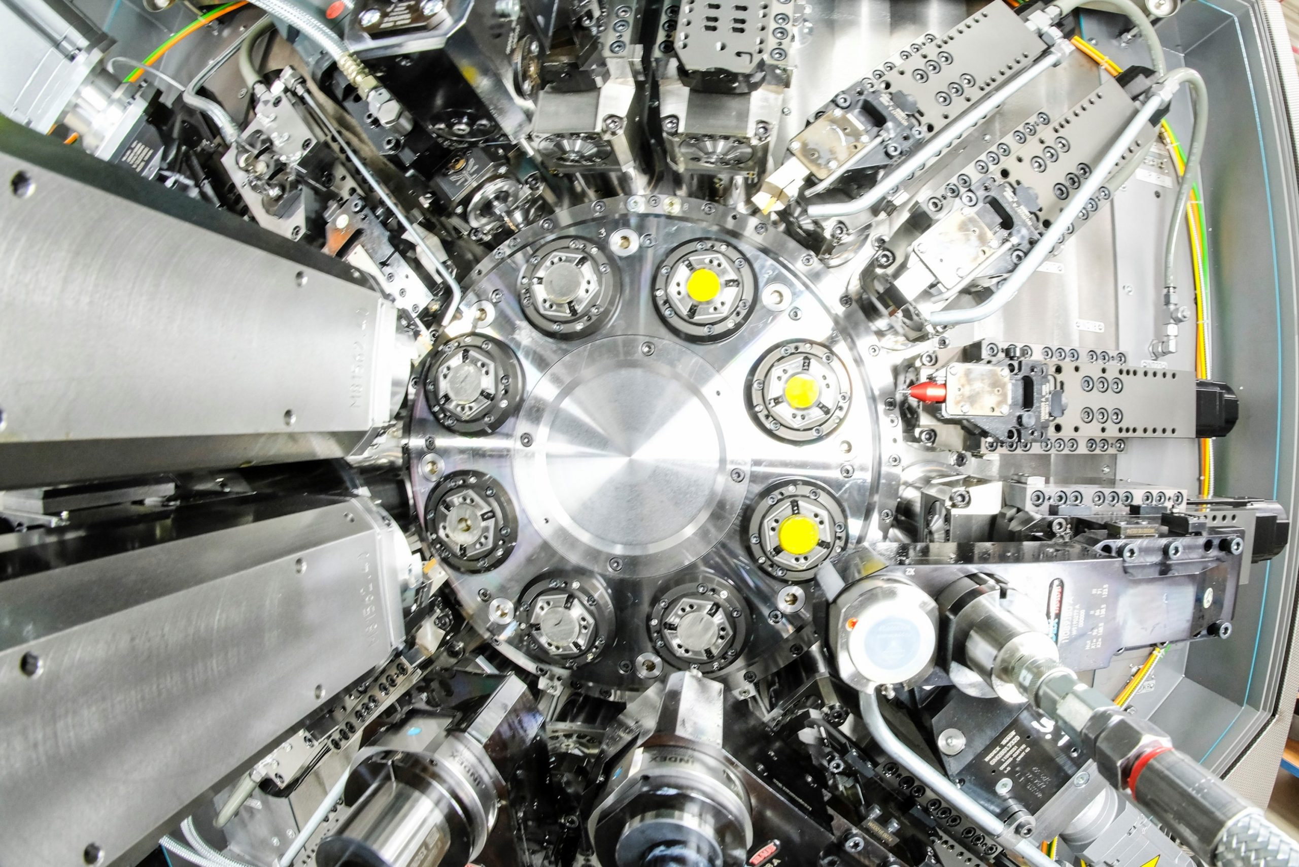 Multitalent für Metallzerspanung 7 Multitalent
für Metallzerspanung