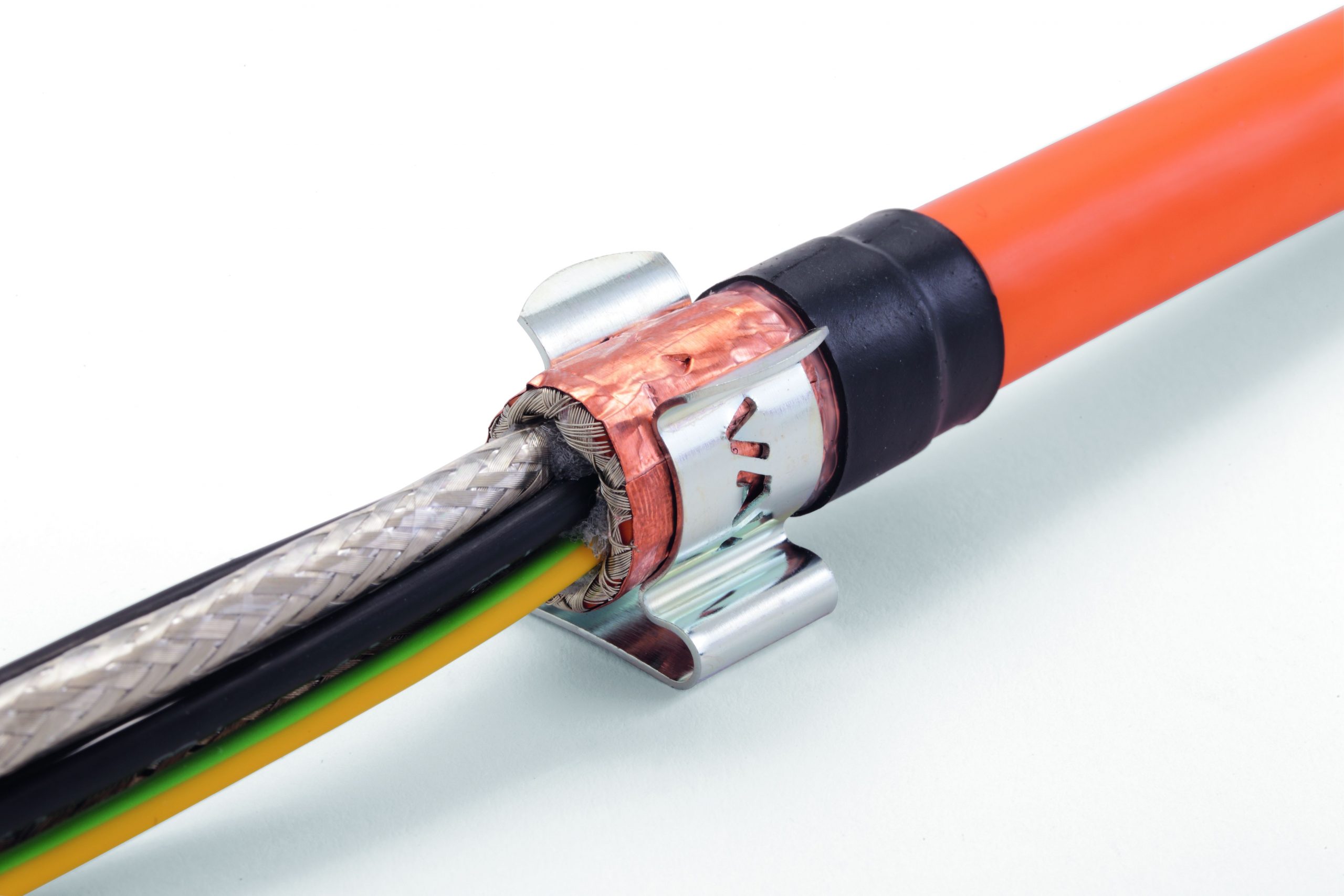 Neue Schirmklammer mit Zugentlastung