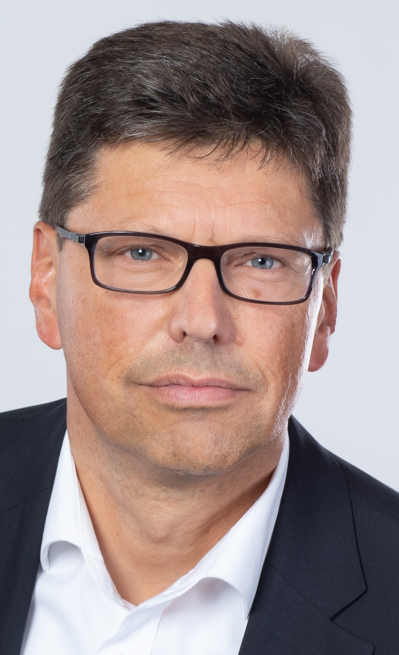 Neuer CTO bei Weidmüller 7 Neuer CTO bei
Weidmüller