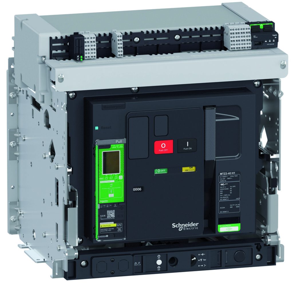 EcoStruxure bringt Anwendungen in das Internet-Zeitalter 3 Der Leistungsschalter Masterpact MTZ bekommt vier neue Softwaremodule. Die Funktionserweiterungen werden auf dem Auslösegerät Micrologic X installiert und auf einem beliebigen Smartphone oder Tablet als App angezeigt.