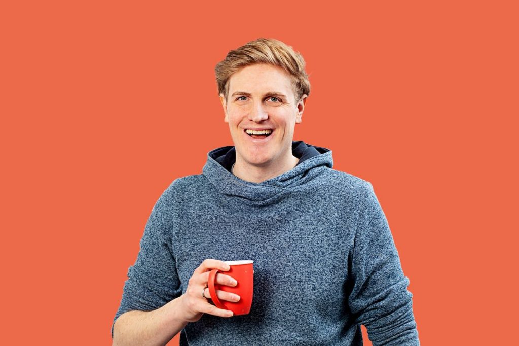 Funktioniert Offenheit in der Automatisierungstechnik? 2 Es ist auf mittlere Sicht einfacher und auch günstiger, gemeinsam ein solches Projekt zu pflegen und alle Treiber umfänglich und
sauber zu implementieren, als dass jeder Maschinenbauer selbst eigene Implementierungen pflegt, wie dies heute oftmals der Fall ist.