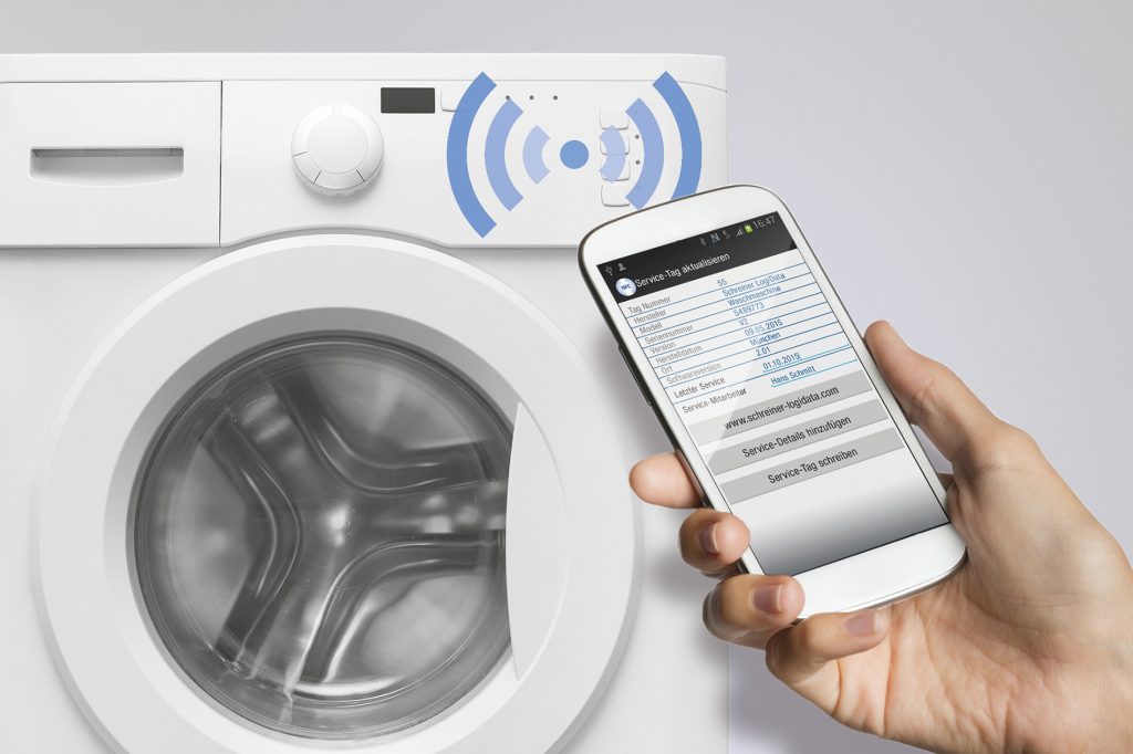 Serialisierung von Produkten für Fälschungsschutz und Track&Trace 3 Ein von außen nicht sichtbares NFC-Label an der Waschmaschine ermöglicht ein umfassendes Product-Lifecycle-Management.