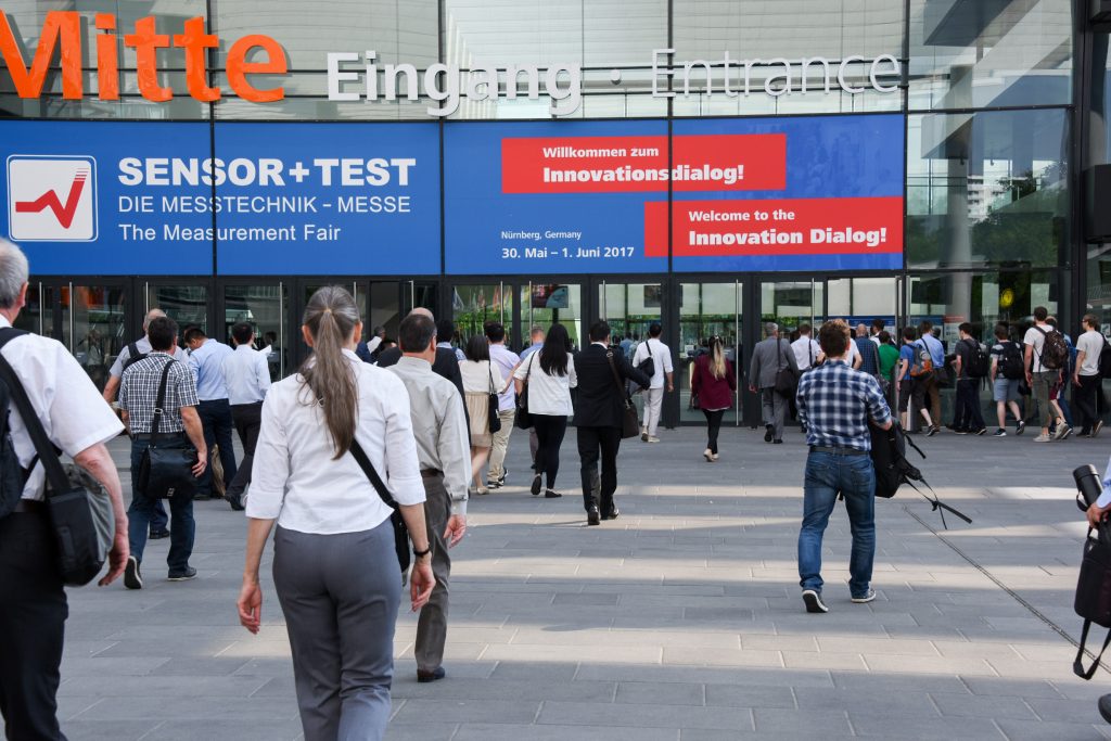 Digitale Transformation 1 Das Sonderthema der Sensor+Test 2018 ist ´Sensorik und Messtechnik im Industrial Internet´ und wird durch das Sonderforum Digitale Transformation in Halle 5 ergänzt.