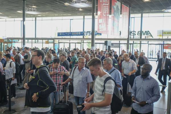 AMB 2016: 90.000 Fachbesucher 3 AMB 2016: 90.000 Fachbesucher