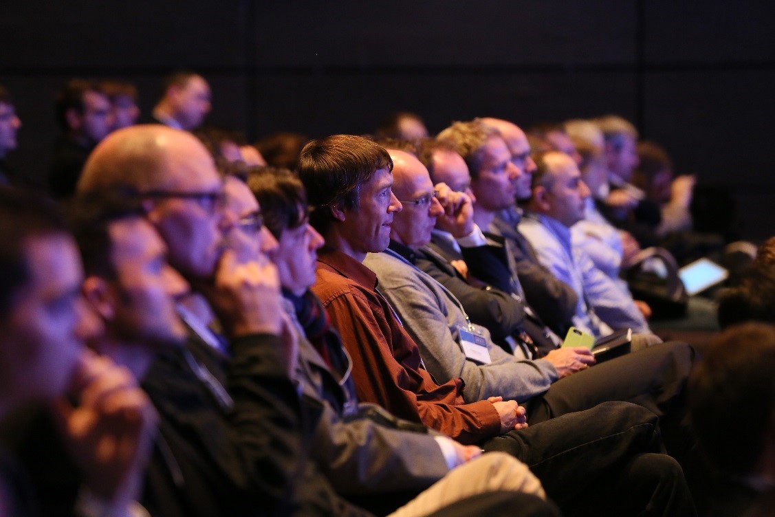 21. Technologie- und Anwenderkongress: Virtuelle Instrumente in der Praxis – VIP 2016 2 21. Technologie- und Anwenderkongress: Virtuelle Instrumente in der Praxis – VIP 2016