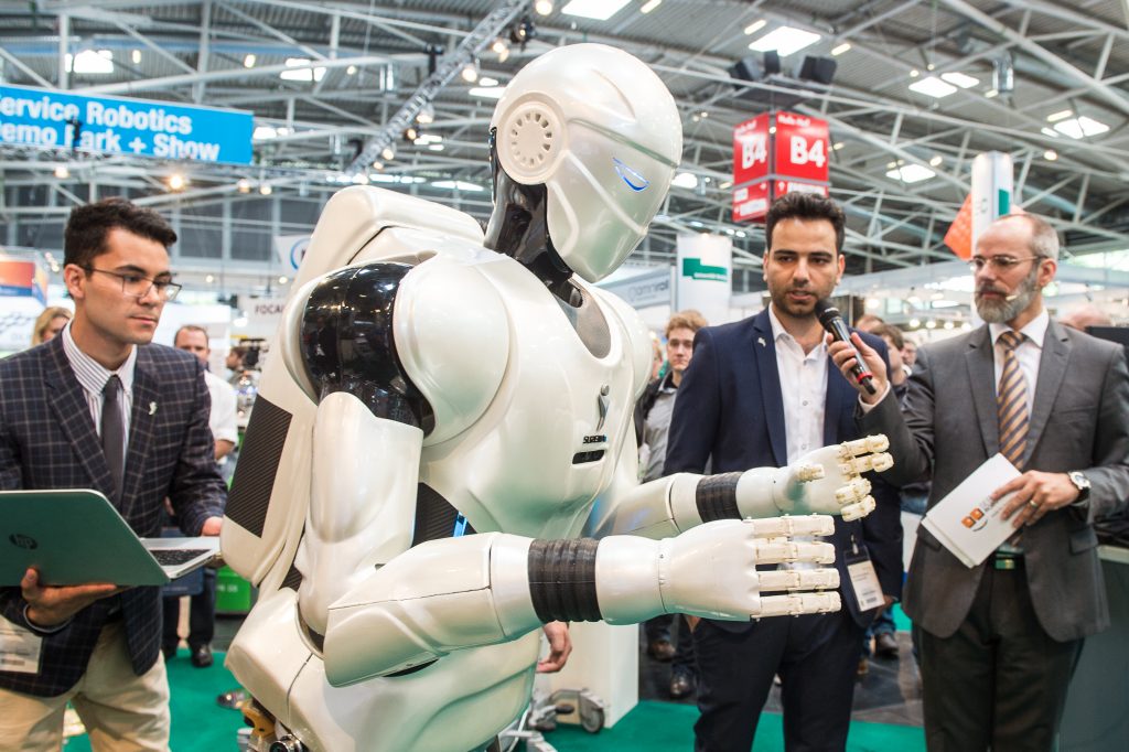 Wie Roboter und Automation die Arbeitswelt verändern 1 AUTOMATICA2018 Robot