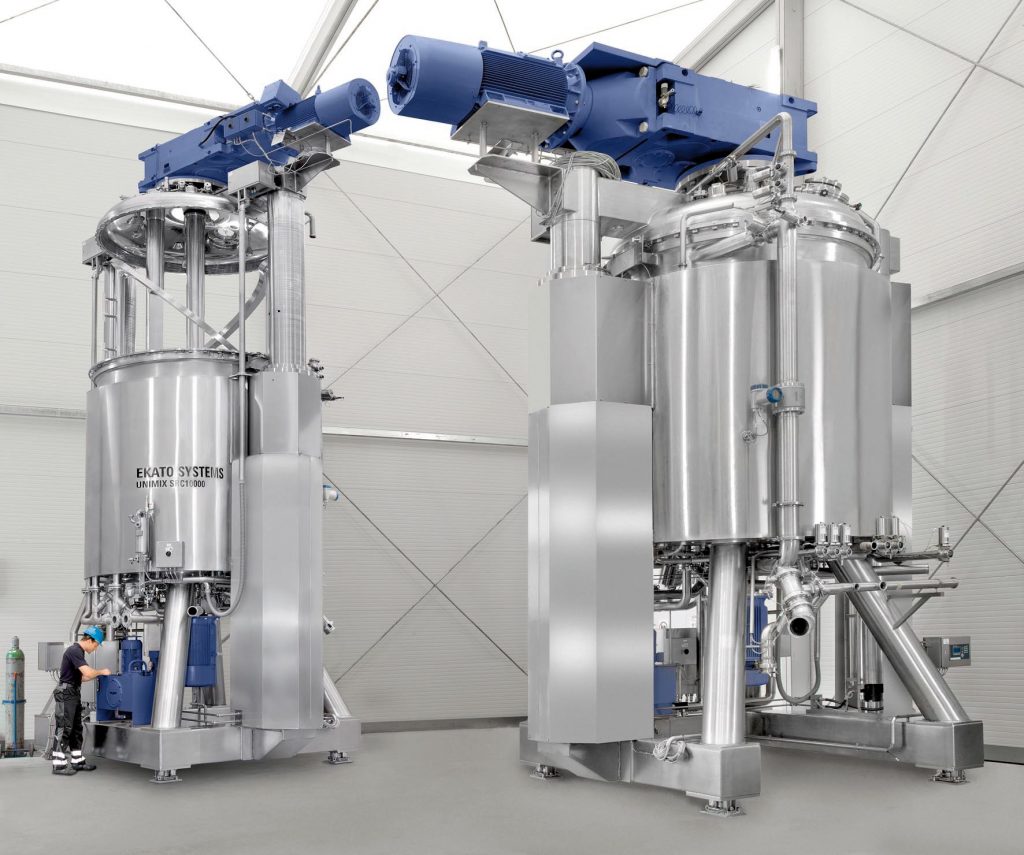 Standard und doch maßgeschneidert 2 Eines der zahlreichen Einsatzgebiete der Frequenzumrichter der
Nord Serie SK 500E sind industrielle Rührwerke