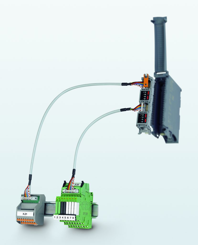 Auch in Zukunft schnell, sicher und fehlerfrei ankoppeln 1 Signalübergabe via Plug and Play: Die neue Systemverkabelung für die S7-1500 verbindet Relais oder Übergabemodule innerhalb kurzer Zeit mit der E/A-Karte