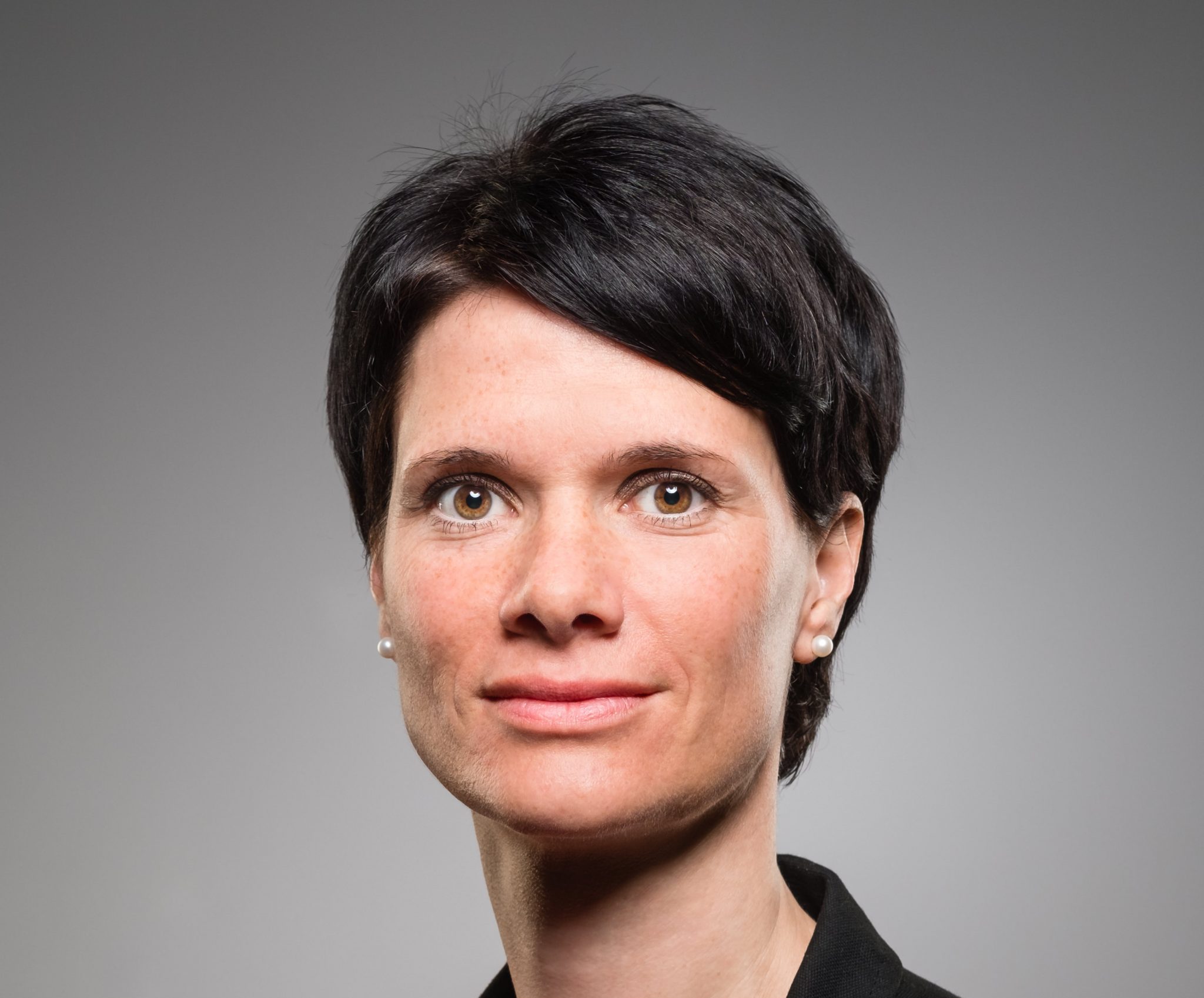 EBM-Papst verstärkt Geschäftsführung 2 EBM-Papst verstärkt
Geschäftsführung