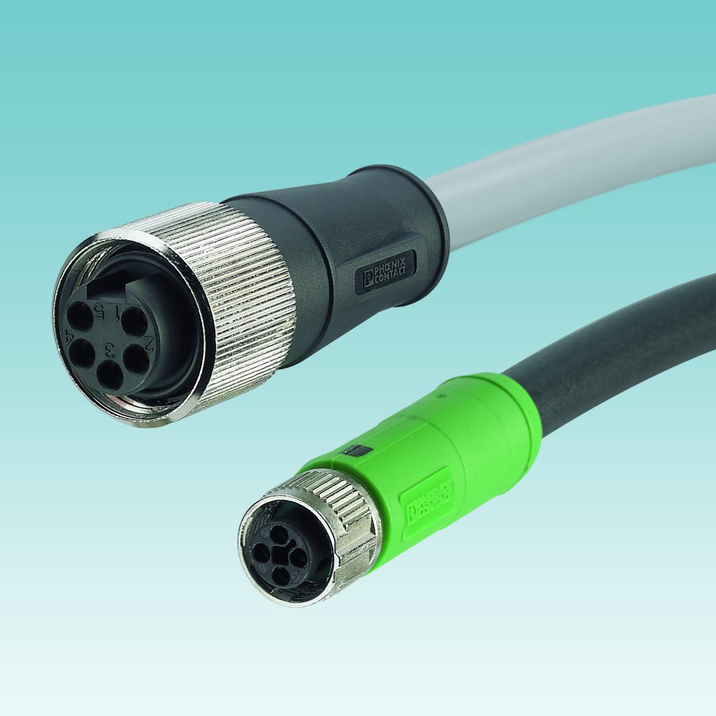 Große Leistung auf kleinem Raum 2 Rundsteckverbinder zur Leistungsübertragung im Vergleich: der M12-Steckverbinder (unten) ist nicht nur deutlich kleiner als der 7/8-Zoll-Steckverbinder (oben). Er ist ihm auch technisch überlegen und bietet geschirmte Varianten.