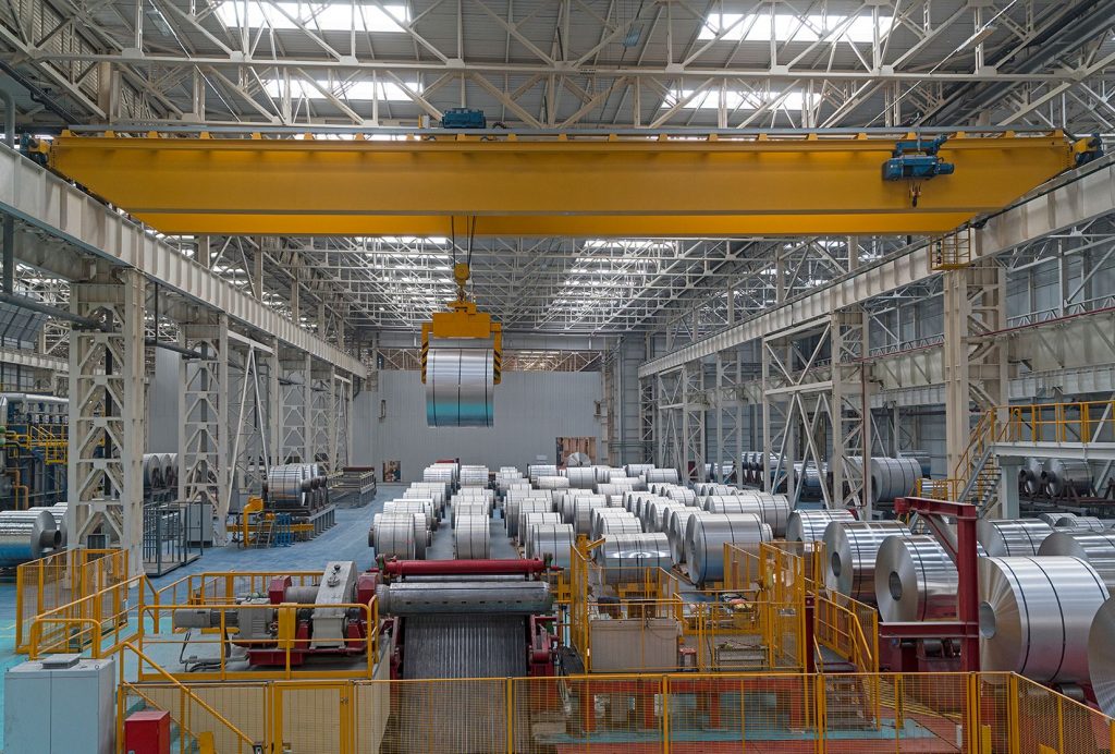 Wieso 'nur' Drehzahlen sicher überwachen? 3 Sichere Überwachung von Bremsrampen, Geschwindigkeiten, Positionsbereichen und Lasten bei Horizontal- bzw. Vertikalbewegungen z.B. von Krananlagen