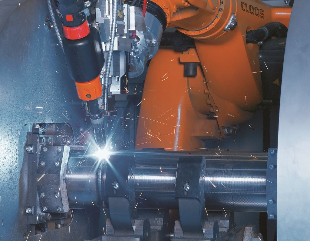 Vollständig vernetzte Roboteranlage für die Schweißtechnik 1 CLOOS HMI2018 Bild2 LaserHybridWeld
