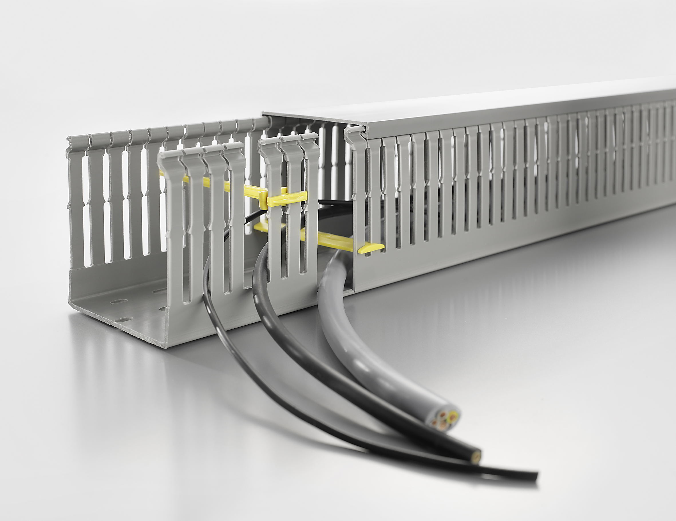 Stabile Verdrahtungskanäle ohne Torsion