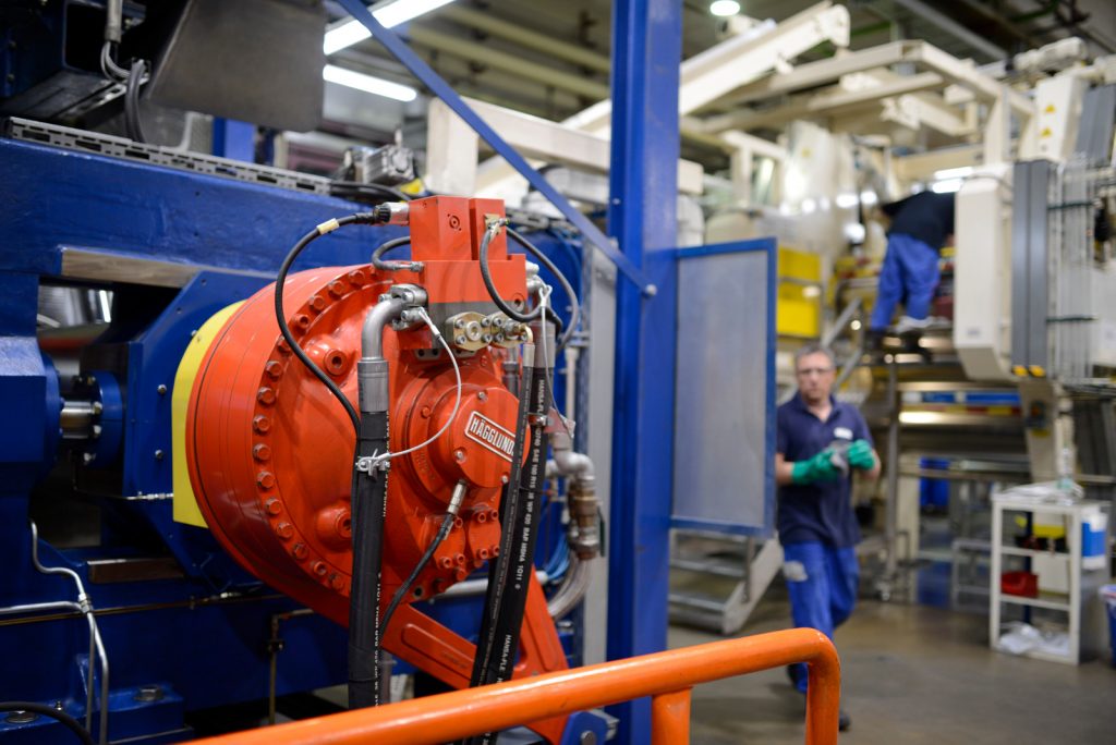 Netzwerk gegen Stillstand 1 Für seine neue Anlage setzt Kraiburg außerdem auf ODiN (Online Diagnostics Network) Predictive Maintenance von Rexroth.